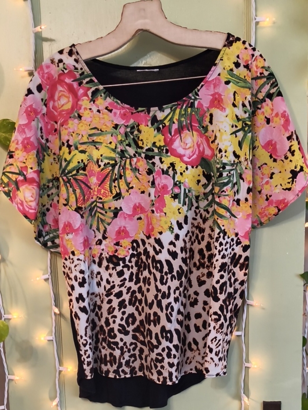 Women's Flowy Lightweight Floral Cheetah Pink Black Animal Top M